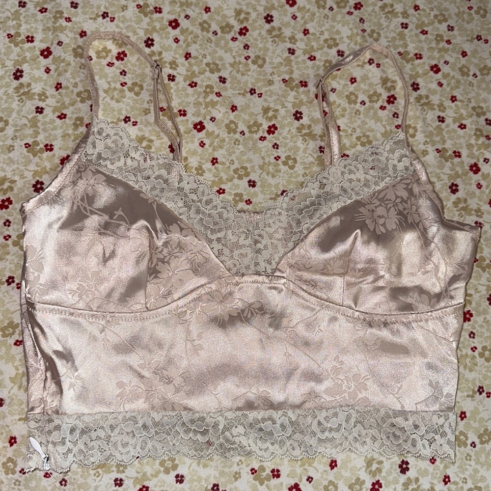 Lace crop top